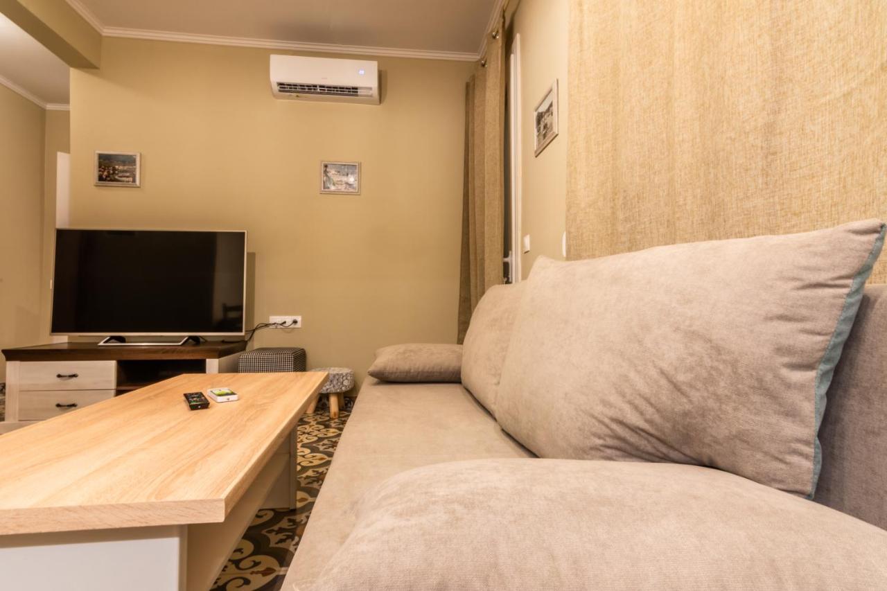 Goutadika Apartment ลีเมนาส ภายนอก รูปภาพ