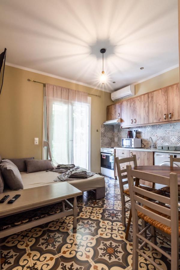 Goutadika Apartment ลีเมนาส ภายนอก รูปภาพ